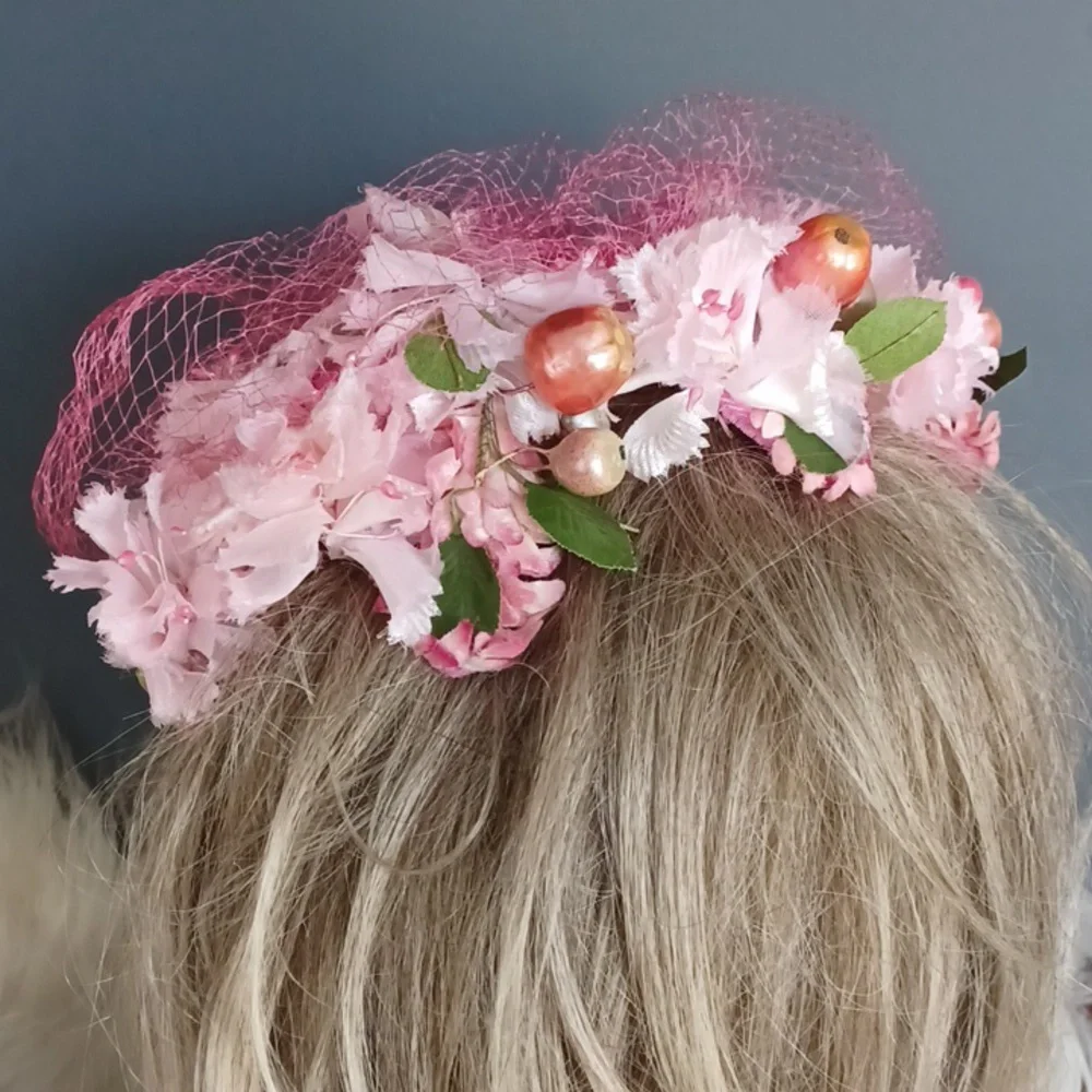 Vintage Gorgeous Fascinator /Toque